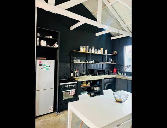 1 BEDROOM APARTMENT FOR SALE IN MABONENG